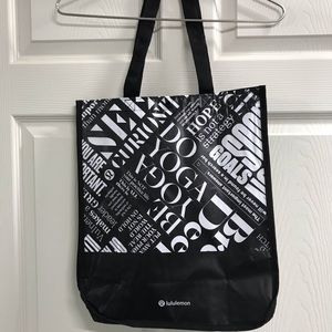Lululemon 16” x 14” Reusable Manifesto Tote Bag - EUC
